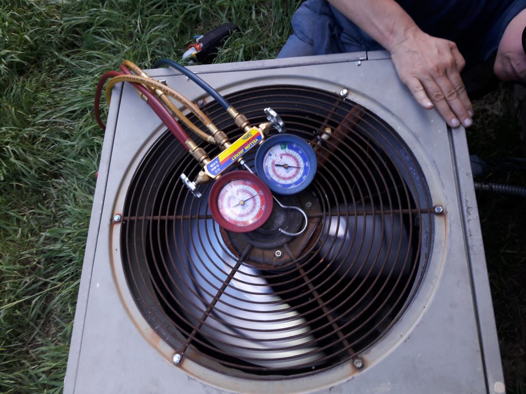 WHY IS MY AC FREEZING UP? WHAT MAKES MY AC SYSTEM FREEZE. WHAT MAKES MY